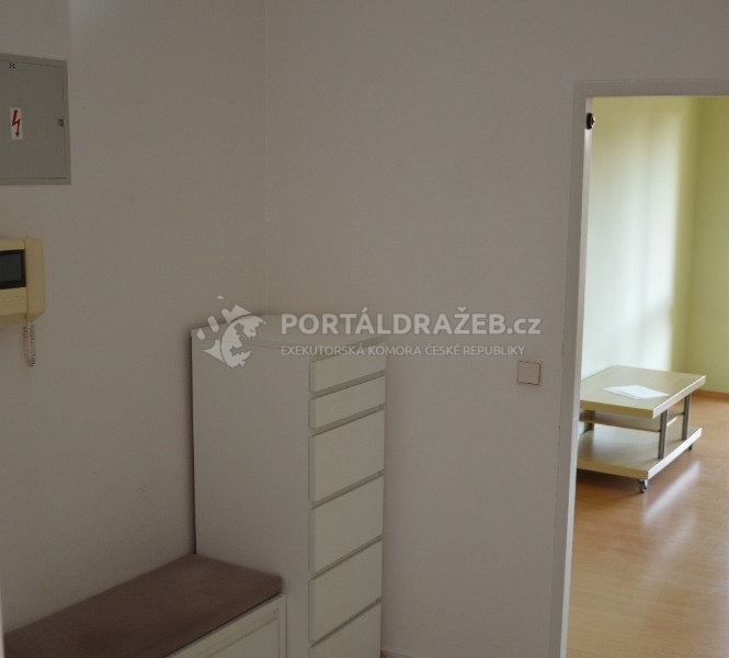 75f37e1f27b6ba645a7c019c7c4e3841